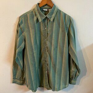 LEE MEDIUM WOMAN'S GREEN W/ MULTI-COLOR STRIPES LONG-SLEEVE SHIRT/USED-EXCELLENT